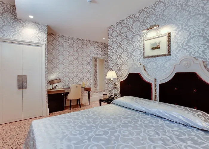 Moresco Hotel Venecia