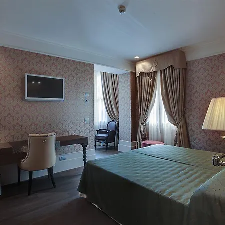 Moresco Hotel