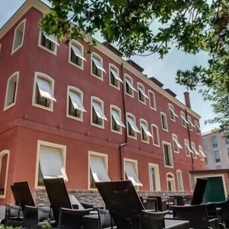 Moresco Hotel